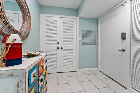 Copropriété à louer à Hutchinson Island South, Floride: 2 chambres, 111.48 m2 № 1728982 - photo 29