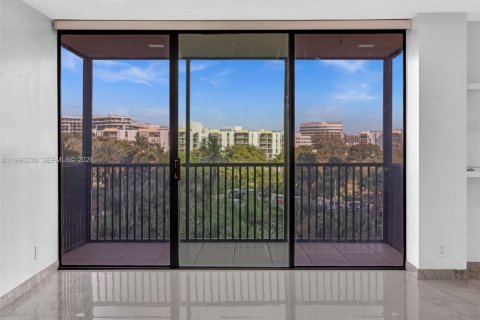 Condo in Aventura, Florida, 1 bedroom  № 2058395 - photo 10