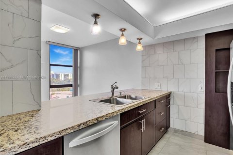 Condo in Aventura, Florida, 1 bedroom  № 2058395 - photo 21
