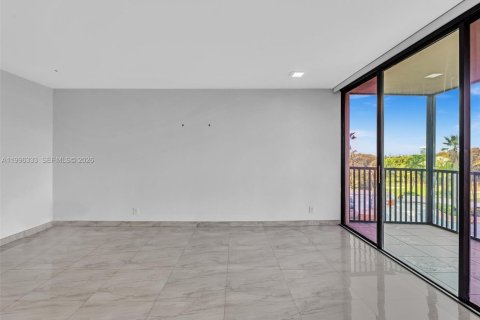 Condo in Aventura, Florida, 1 bedroom  № 2058395 - photo 24