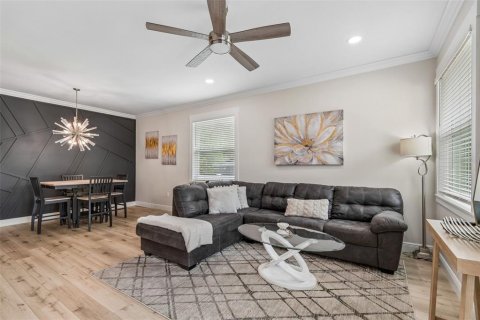 Casa en venta en Tampa, Florida, 3 dormitorios, 153.1 m2 № 2140553 - foto 10