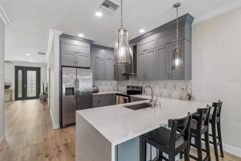 Casa en venta en Tampa, Florida, 3 dormitorios, 153.1 m2 № 2140553 - foto 17