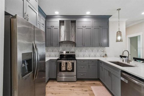 Casa en venta en Tampa, Florida, 3 dormitorios, 153.1 m2 № 2140553 - foto 19