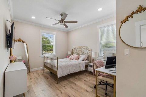 Casa en venta en Tampa, Florida, 3 dormitorios, 153.1 m2 № 2140553 - foto 28