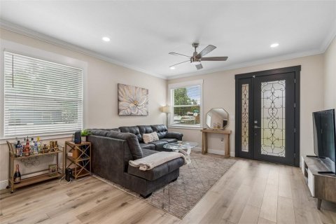 Casa en venta en Tampa, Florida, 3 dormitorios, 153.1 m2 № 2140553 - foto 8