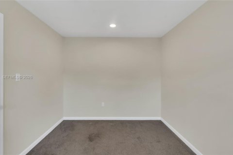 Condo in Doral, Florida, 2 bedrooms  № 1987573 - photo 16