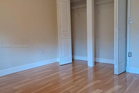 Снять в аренду кондоминиум в Дорал, Флорида 2 спальни, 125.33м2, № 1987573 - фото 10