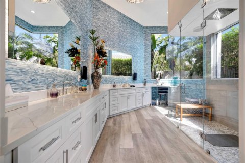 House in Port St. Lucie, Florida 5 bedrooms, 448.25 sq.m. № 2178669 - photo 30