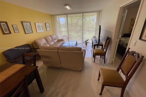 Купить кондоминиум в Авентура, Флорида 2 спальни, 107.49м2, № 1958185 - фото 14