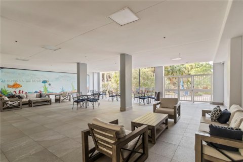 Condominio en venta en Sunny Isles Beach, Florida, 2 dormitorios, 141.68 m2 № 1766315 - foto 22