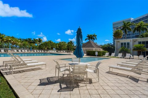 Copropriété à vendre à Key Biscayne, Floride: 2 chambres, 174.19 m2 № 2426260 - photo 4