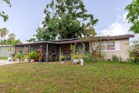 Villa ou maison à vendre à Sarasota, Floride: 3 chambres, 114.46 m2 № 1754693 - photo 2