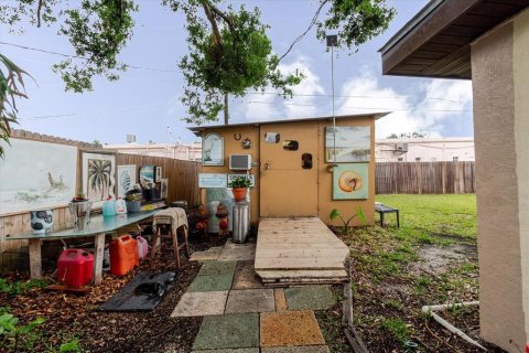 Villa ou maison à vendre à Sarasota, Floride: 3 chambres, 114.46 m2 № 1754693 - photo 28