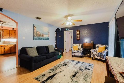 Villa ou maison à vendre à Sarasota, Floride: 3 chambres, 114.46 m2 № 1754693 - photo 10