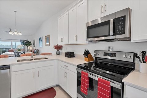 Apartamento en alquiler en Punta Gorda, Florida, 2 dormitorios, 145.76 m2 № 1812995 - foto 12