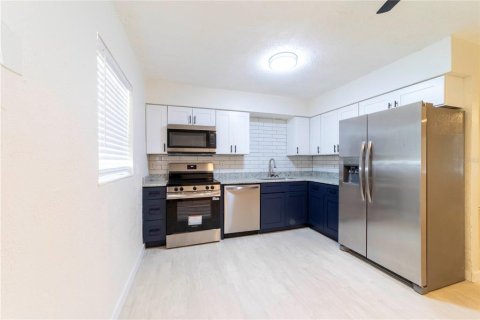 Villa ou maison à vendre à Mount Dora, Floride: 3 chambres, 99.03 m2 № 1917222 - photo 6