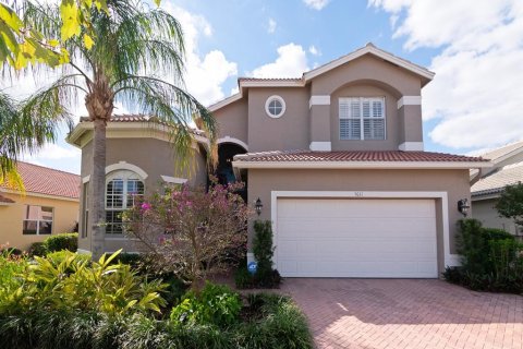 Villa ou maison à louer à Wimauma, Floride: 4 chambres, 260.03 m2 № 2410174 - photo 3