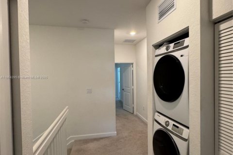 Adosado en venta en Homestead, Florida, 3 dormitorios, 149.76 m2 № 1892534 - foto 13