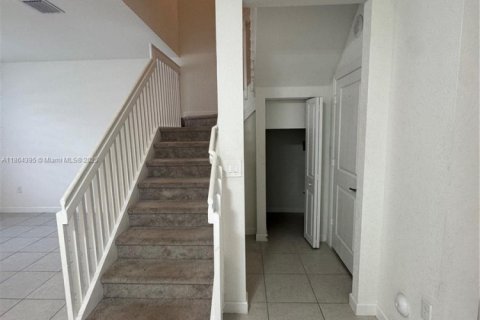 Adosado en venta en Homestead, Florida, 3 dormitorios, 149.76 m2 № 1892534 - foto 8