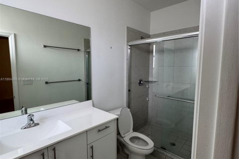 Adosado en venta en Homestead, Florida, 3 dormitorios, 149.76 m2 № 1892534 - foto 16