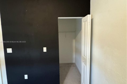 Adosado en venta en Homestead, Florida, 3 dormitorios, 149.76 m2 № 1892534 - foto 11
