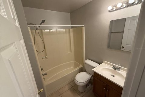 Купить кондоминиум в Киссимми, Флорида 3 комнаты, 92.53м2, № 1912572 - фото 17