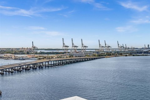 Condominio en alquiler en Miami Beach, Florida, 1 dormitorio, 69.31 m2 № 2026641 - foto 29