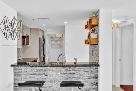 Condominio en alquiler en Miami Beach, Florida, 1 dormitorio, 69.31 m2 № 2026641 - foto 21