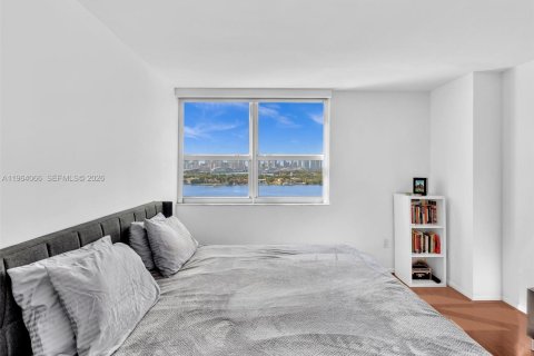 Condominio en alquiler en Miami Beach, Florida, 1 dormitorio, 69.31 m2 № 2026641 - foto 13