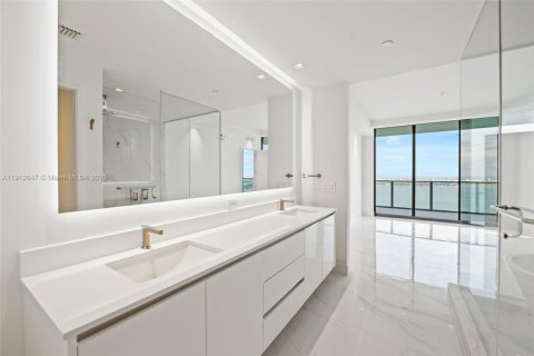 Copropriété à louer à Miami, Floride: 2 chambres № 1974282 - photo 15