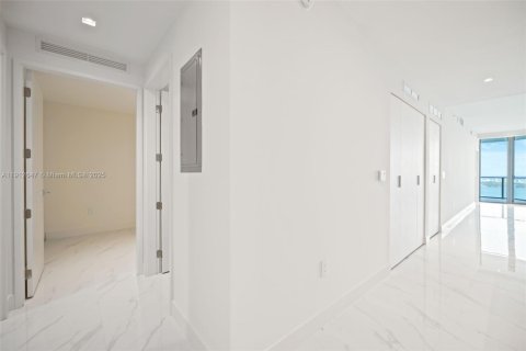 Copropriété à louer à Miami, Floride: 2 chambres № 1974282 - photo 28