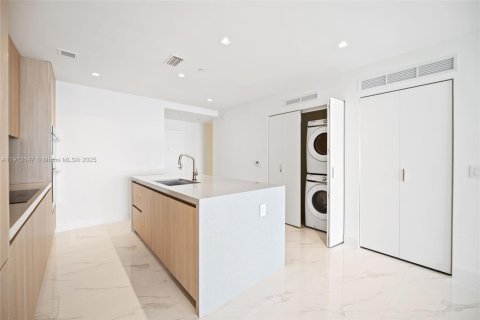 Copropriété à louer à Miami, Floride: 2 chambres № 1974282 - photo 22