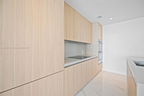 Copropriété à louer à Miami, Floride: 2 chambres № 1974282 - photo 7