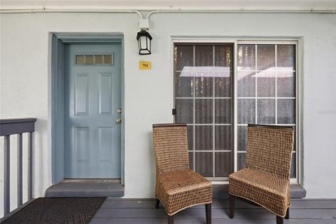 Condo in Orlando, Florida, 2 bedrooms № 2117473 - photo 3