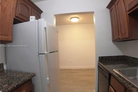 Copropriété à vendre à Miami Gardens, Floride: 1 chambre, 53.88 m2 № 1955874 - photo 7