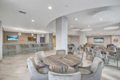 Condominio en alquiler en Riviera Beach, Florida, 2 dormitorios, 152.55 m2 № 1188451 - foto 1