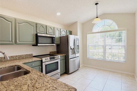 House in Davenport, Florida 4 bedrooms, 139.54 sq.m. № 2394059 - photo 5