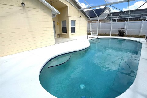 House in Davenport, Florida 4 bedrooms, 139.54 sq.m. № 2394059 - photo 28