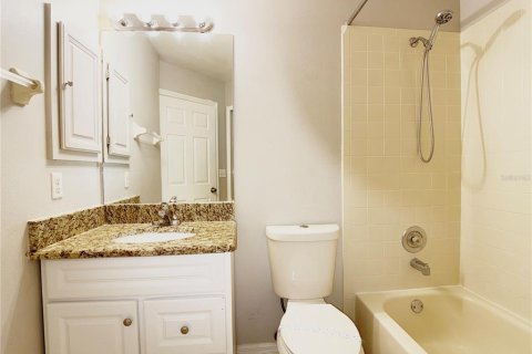 House in Davenport, Florida 4 bedrooms, 139.54 sq.m. № 2394059 - photo 20