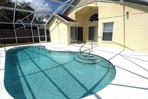 House in Davenport, Florida 4 bedrooms, 139.54 sq.m. № 2394059 - photo 27