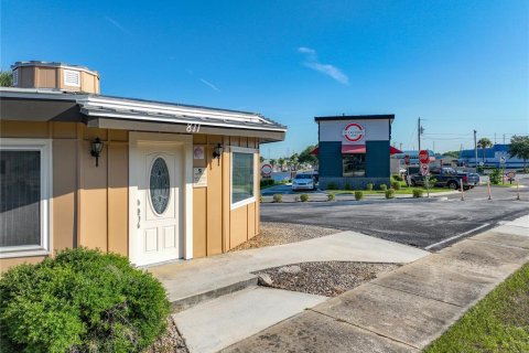 Propiedad comercial en venta en Eustis, Florida, 74.32 m2 № 2155662 - foto 3