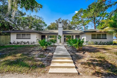Apartment in Sarasota, Florida 2 bedrooms, 121.79 sq.m. № 1866575 - photo 1