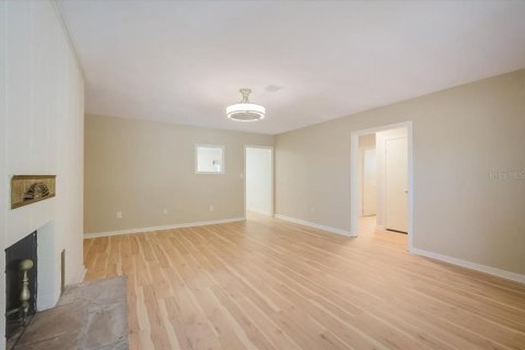 Apartment in Sarasota, Florida 2 bedrooms, 121.79 sq.m. № 1866575 - photo 9