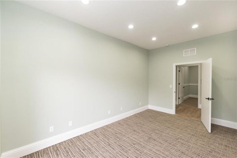 Propiedad comercial en alquiler en Palm Coast, Florida № 1515395 - foto 7