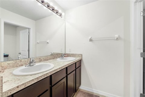 Villa ou maison à vendre à Ruskin, Floride: 5 chambres, 248.42 m2 № 2417078 - photo 24