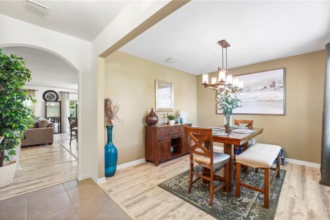 Villa ou maison à vendre à Ruskin, Floride: 5 chambres, 248.42 m2 № 2417078 - photo 2