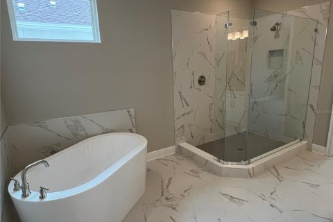 Casa en venta en Tampa, Florida, 4 dormitorios, 279.08 m2 № 1535626 - foto 9
