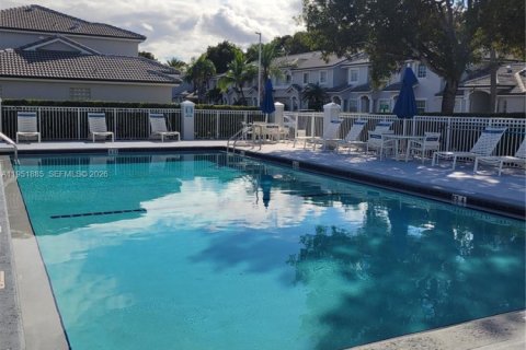 Condominio en venta en Miami, Florida, 3 dormitorios, 106.84 m2 № 2006079 - foto 12