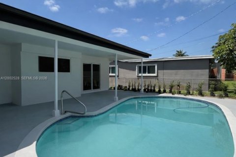 Villa ou maison à Miramar, Floride 3 chambres, 149.67 m2 № 2071091