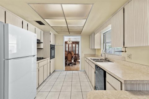 Villa ou maison à vendre à Orlando, Floride: 4 chambres, 170.2 m2 № 2149458 - photo 4
